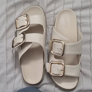 Universal Thread Cream Sandals with Gold Buckles